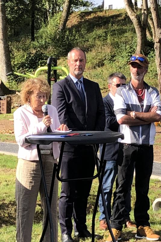 Soeur de François Diot