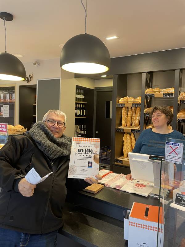 Un client tente sa chance